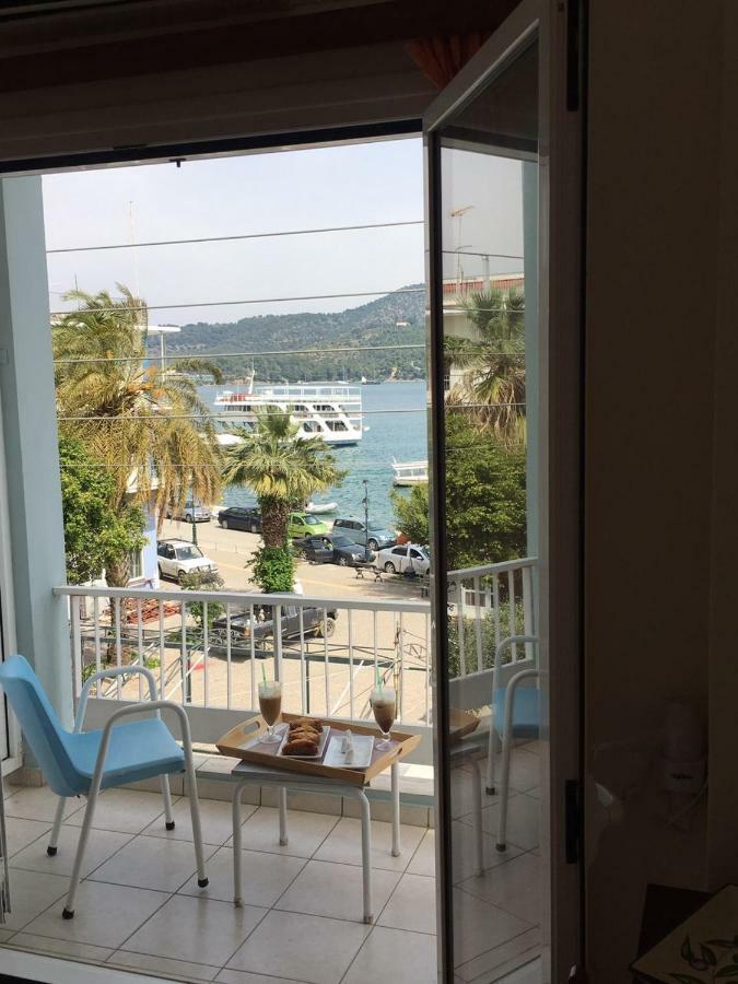 Hotel Papasotiriou Galatás Zewnętrze zdjęcie